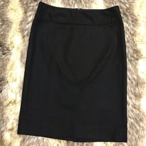 Gap black skirt